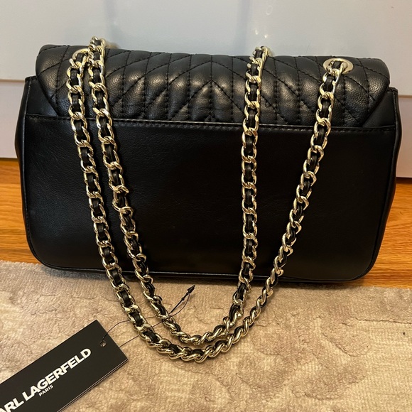 Karl Lagerfeld Quilted Leather Crossbody NWT, turn lock open and pocket in back! - Picture 2 of 9